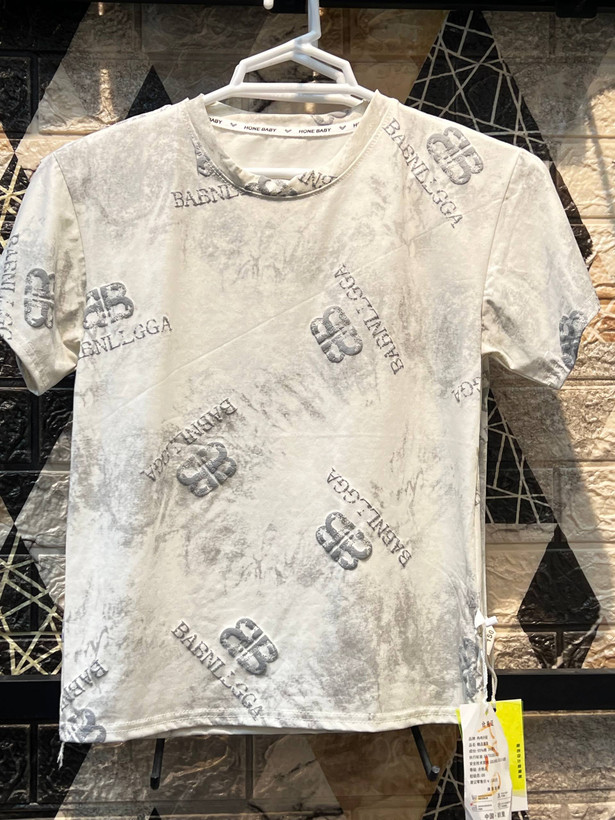 تیشرت بچهگانه Balenciaga وارداتی | کیفیت پریمیوم